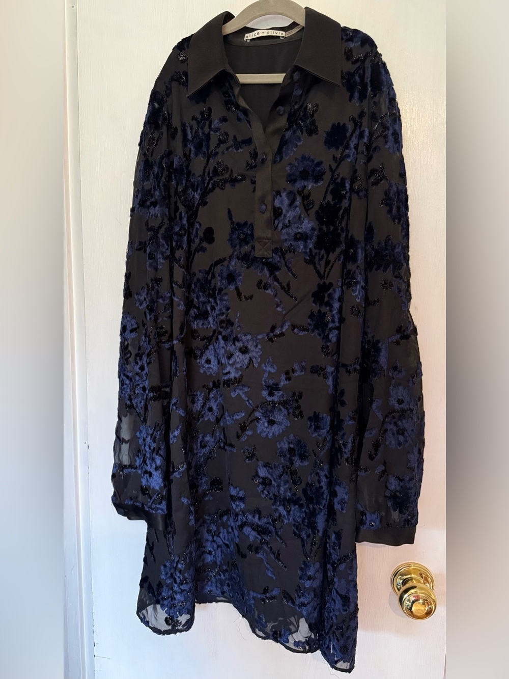 Alice + Olivia Black Midi Skirt with Navy Floral Burnout